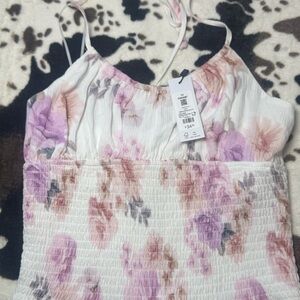 Garage NWT Floral cropped low back tank top
